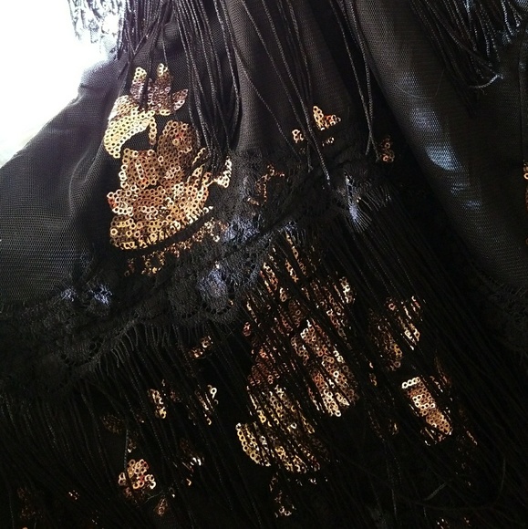 Flirty Tassel Sequins Black Gold Dress - Picture 5 of 5